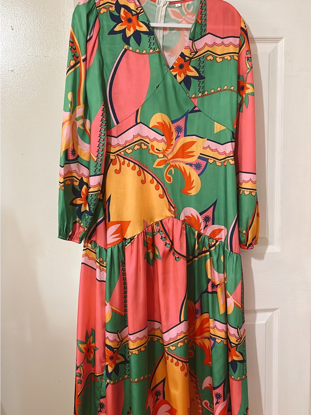 Women's Pink & Green Floral V-Neck Maxi Dress
